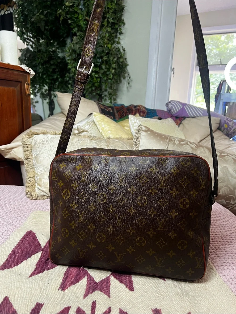 Louis Vuitton Vintage Monogram Nile GM Shoulder Bag